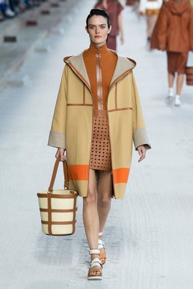 hermes sfilata primavera estate 2019|Hermès Fall 2019 Ready.